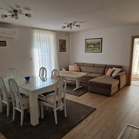 Apartman Potok *